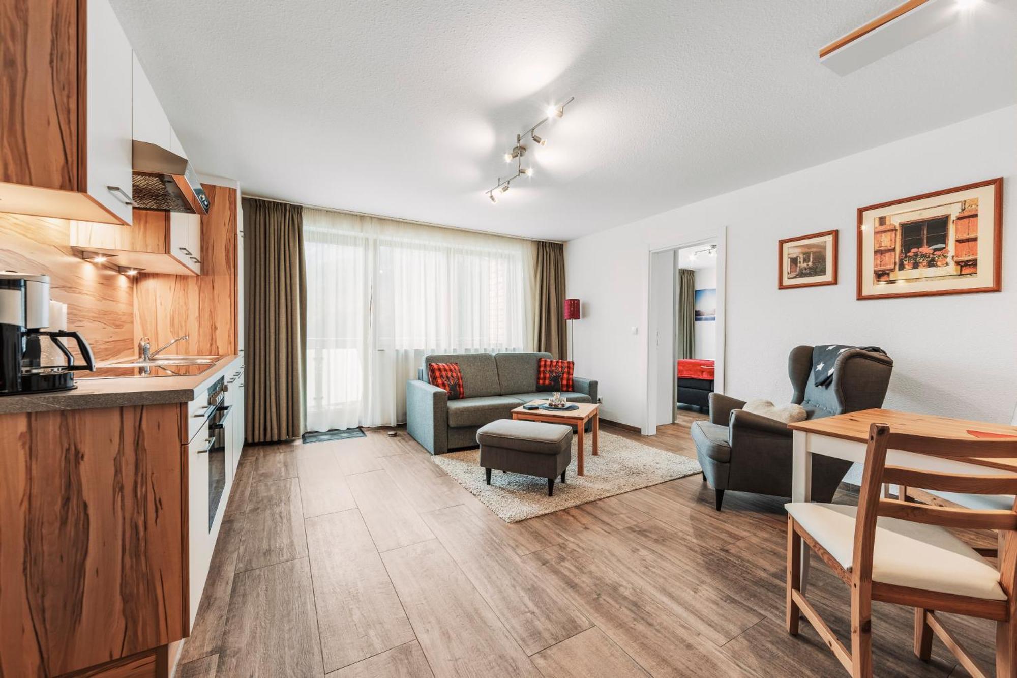 Herzblut Wohlfuehl Appartements Оец Екстериор снимка