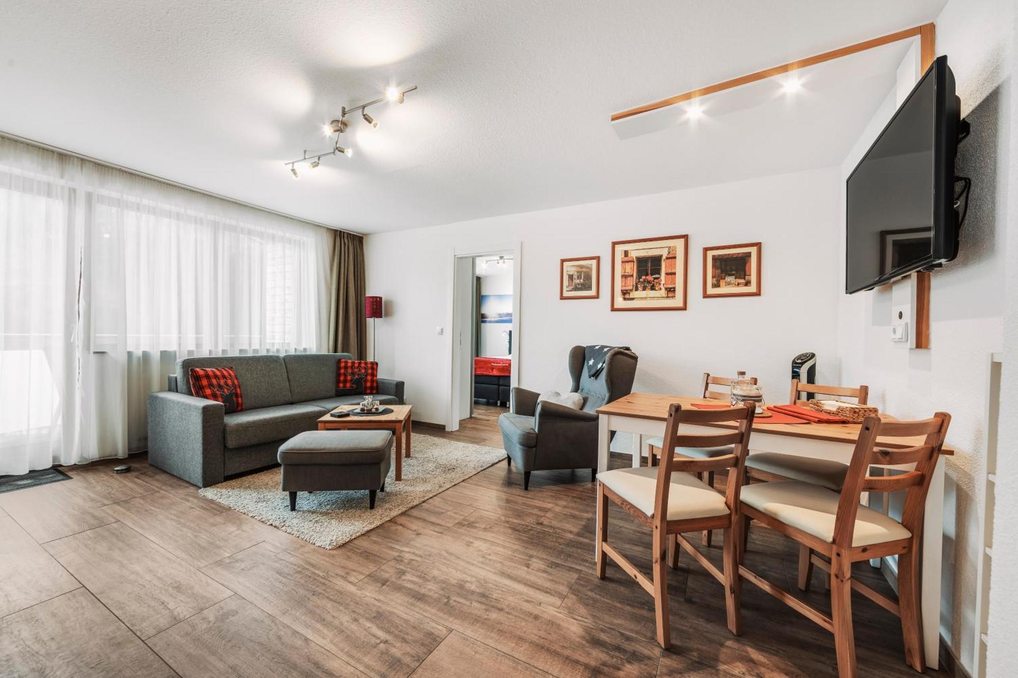 Herzblut Wohlfuehl Appartements Оец Екстериор снимка