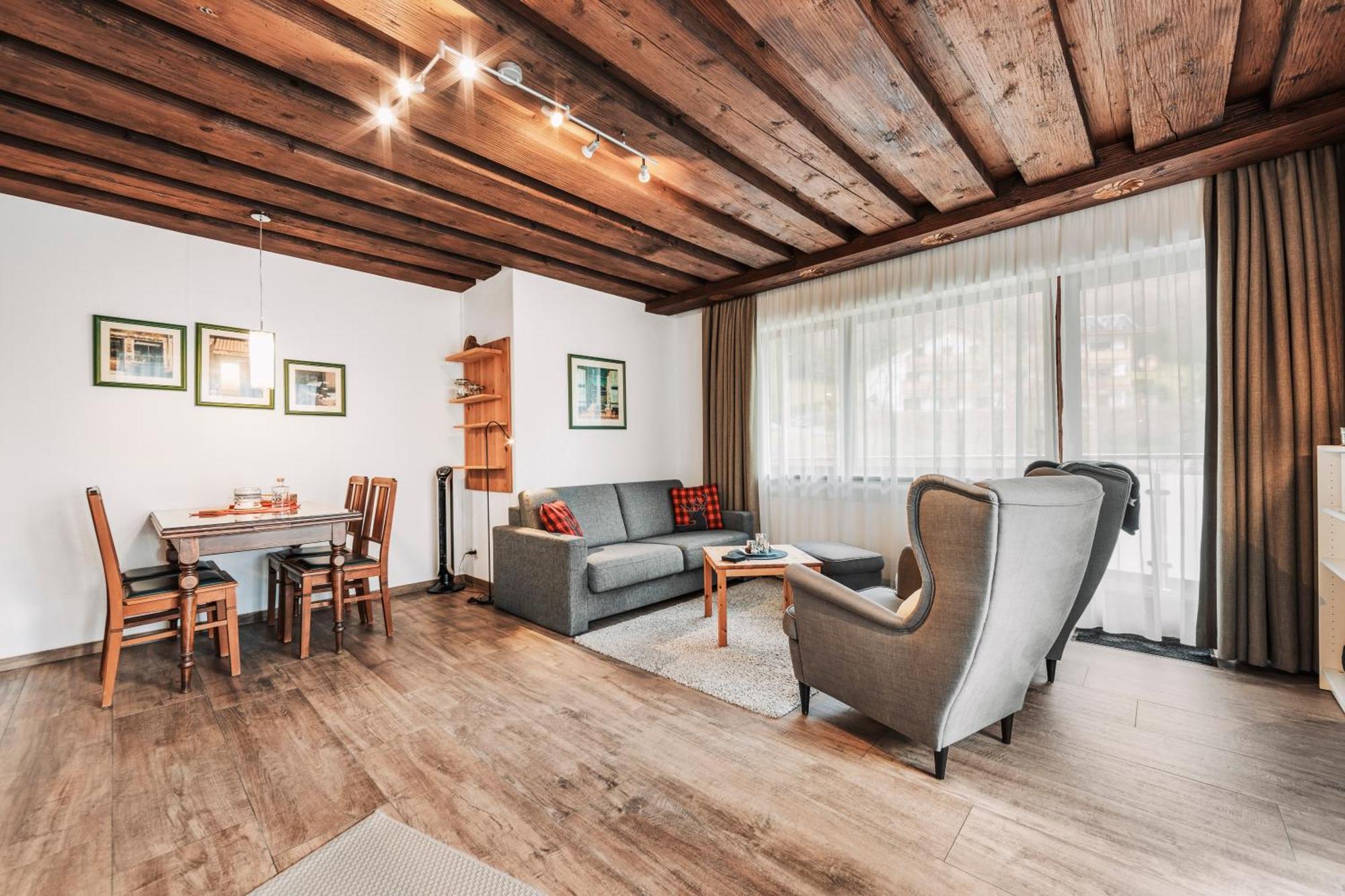 Herzblut Wohlfuehl Appartements Оец Екстериор снимка